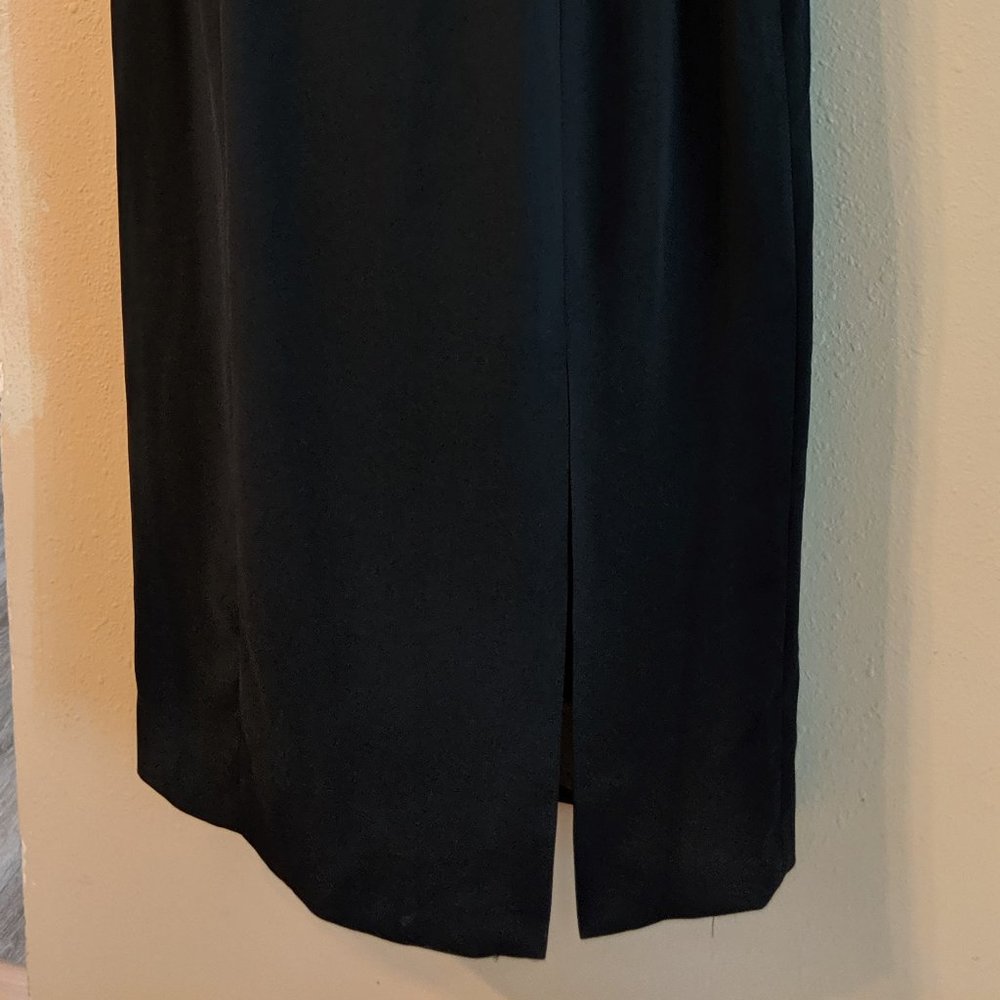 BEAUTIFUL BLACK DRESS - Picture 7 of 8